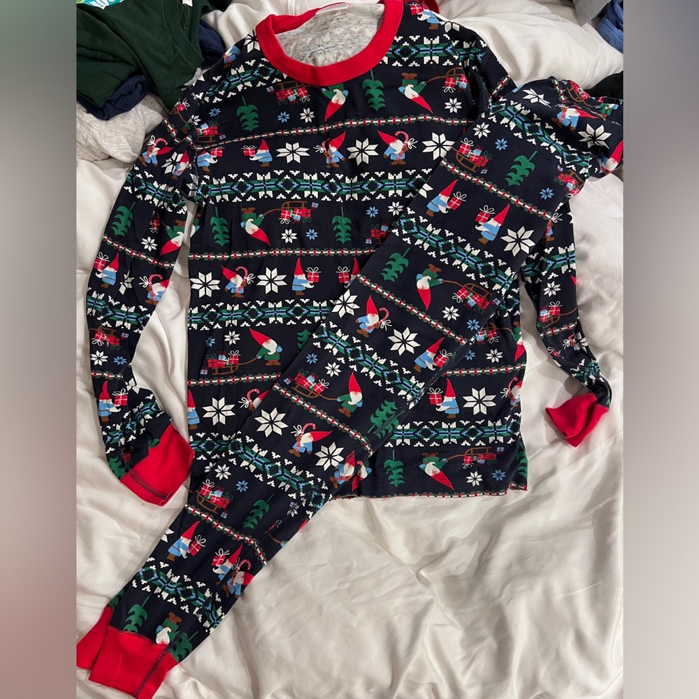 Hanna Andersson Christmas Gnome Holiday Pajamas size M (unisex)